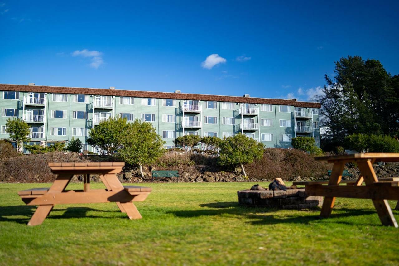 Chateau Westport Exterior photo